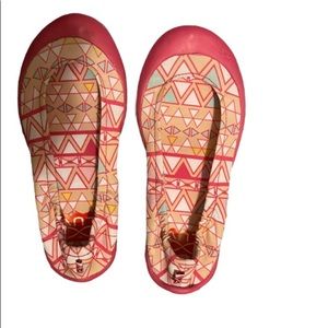 Luv Footwear Dream Flat Pink Aztec Youth Size 11